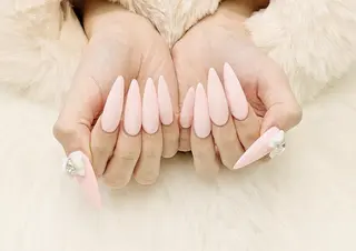 ネイル リラネイル ギョウのネイルデザイン