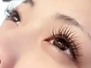 マツエク・マツパ evolve by TypeAB所属・evolve  by TypeABのマツエク・マツパデザイン