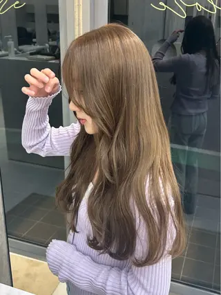 ロング LOE所属・LOE Yuuka/42🩵のヘアスタイル