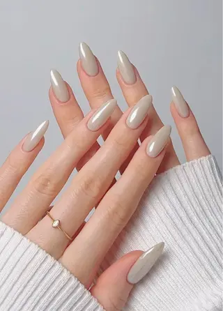 カラー 🎀も ものネイルデザイン