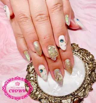 ネイル CROWN プライベートサロンのネイルデザイン