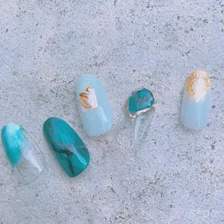 ネイル Rena colore'のネイルデザイン