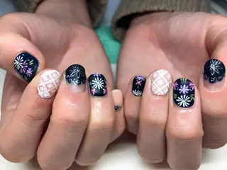 ネイル Li'leaNail AINAのネイルデザイン