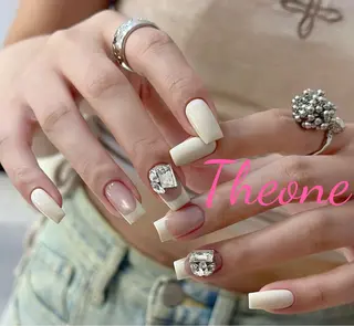 ネイル The oneアオイ アオイのネイルデザイン