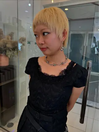 カラー ✨ブリーチカラー特化 美容師/なぎさのヘアスタイル