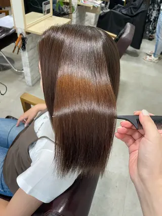 ミディアム 髪質改善専門サロンEmuest所属・Emuest MIYUのヘアスタイル