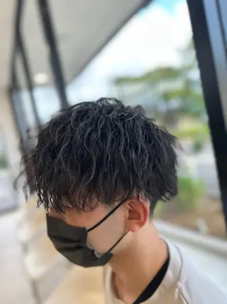 ショート ”メンズ”垢抜け🔥 QUATRO片岡のヘアスタイル