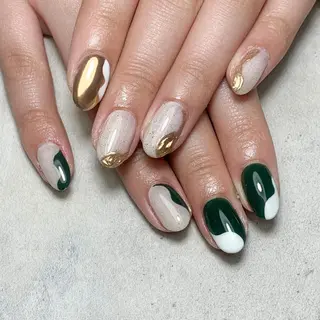 ネイル atelier　FIORITURA所属・FIORITURA aiのネイルデザイン