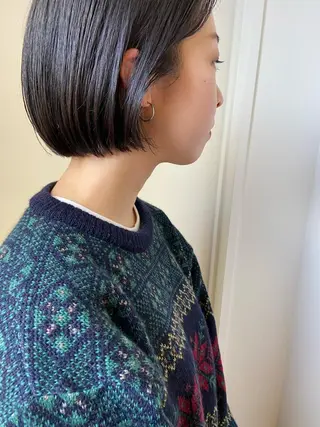 ミディアム 岡本康平/ボブ /ブリーチ/レイヤーのヘアスタイル