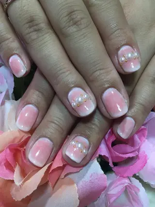 ネイル Sympa 𝓜iwako🐰ᩚのネイルデザイン