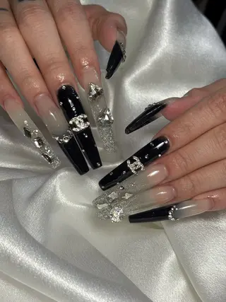 ネイル ✴︎ Delightのネイルデザイン