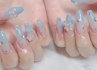 ネイル Lee Nailsのネイルデザイン