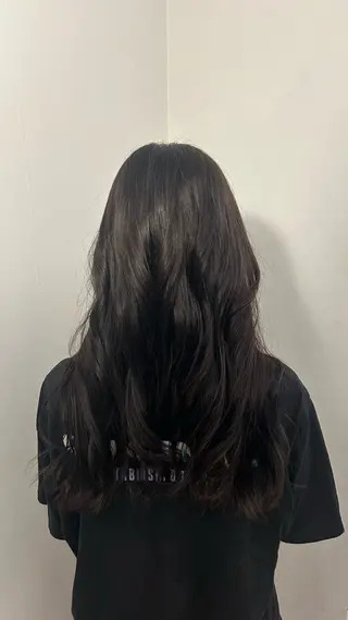 ロング 谷口 萌瑛のヘアスタイル