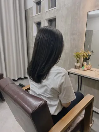ミディアム 1席のみの 美容室IKKIのヘアスタイル