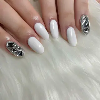 ネイル Sii nail 🤍SAKIのネイルデザイン
