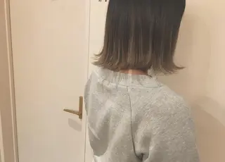 ミディアム 🌸ハイトーン 新田 廉 🌸のヘアスタイル