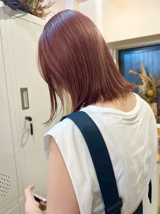 ミディアム カラー トレンドと似合わせ/ マンツーマン/西上楓のヘアスタイル