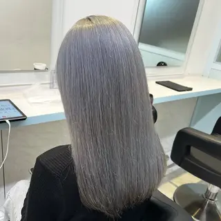 セミロング カラー ブリーチカラー 🩵MIZUKIのヘアスタイル