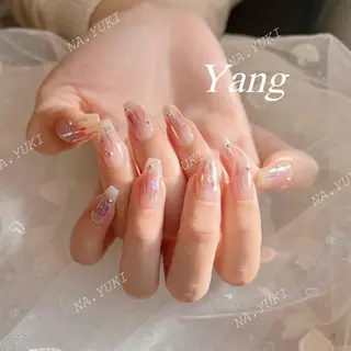 ネイル 🌷 Mooning 🌷のネイルデザイン