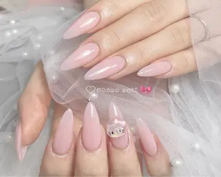 ネイル 〜Shine Nail〜【サイナネイル】パラジェル／ 長さだし／持ち込み／ワンホン／フィルイン所属・shine 🎀 長さだし&デザインのネイルデザイン
