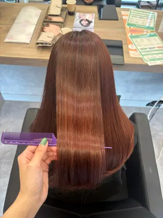 ロング カラー Nail &Beauty by UNO伊勢原所属・COCO .のヘアスタイル