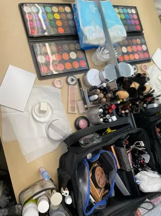 ヘアアレンジ アイブロウ HempBeauty 浅野アサミのヘアスタイル