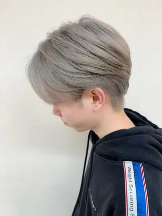 カラー メンズ 汐見 悠佑のヘアスタイル