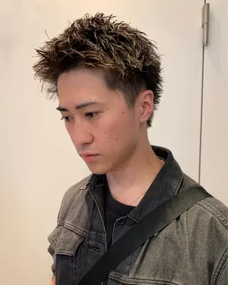 ショート メンズ グランジヘア 無造作ヘアHYUGAのヘアスタイル
