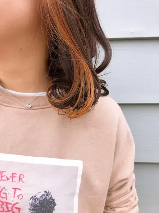 ミディアム 塔崎 りこのヘアスタイル