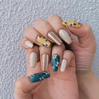 ネイル tener 🧋yume🧋のネイルデザイン