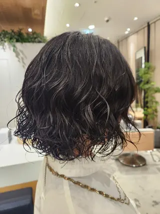 パーマ stair:case所属・💜艶髪カラー💜 🎶富川美希🎶のヘアスタイル