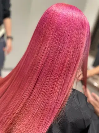 カラー FREEDOM.F所属・上野 泰誠のヘアスタイル