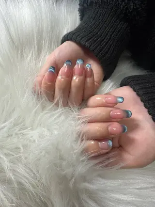 ネイル AZU nailのネイルデザイン