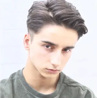 ミディアム パーマ メンズ DX  SHARE  SALON 　SHIBUYA所属・AKI アキのヘアスタイル