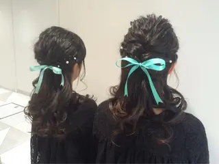 ロング ヘアアレンジ MIOベージュカラー 柔らかいカラーのヘアスタイル