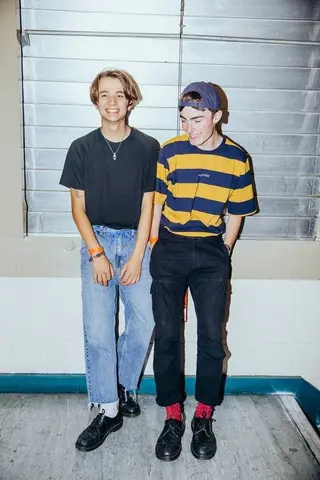 カラー sea's所属・ヒラカホ/矢場町/ ブリーチ/似合わせのヘアスタイル