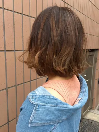 ミディアム カラー パーマ 髪質改善、エクステ 山口卓哉のヘアスタイル