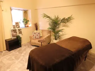 韓国式足裏角質ケア&脱毛サロンRomeo所属・韓国式足裏角質ケア& 脱毛サロンRomeoのエステ・リラクイメージ