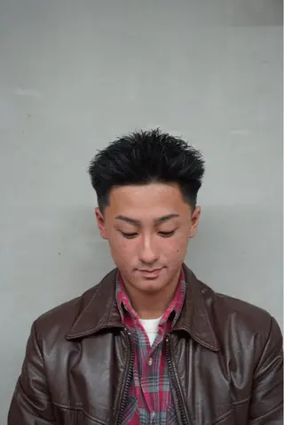 メンズ brunt jet所属・関 晃哉のヘアスタイル