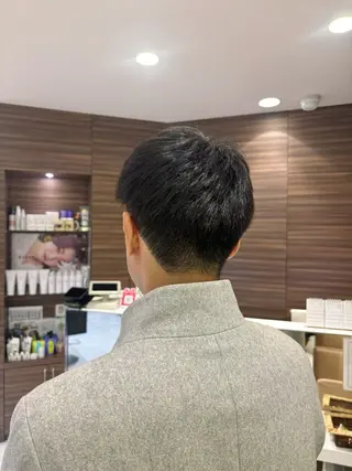 メンズ ハイトーンカラー☁️ 西條 楓花のヘアスタイル