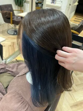 セミロング カラー 田村 桃々のヘアスタイル