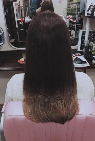 ヘアースタジオB7所属・三木 あやなのヘアスタイル