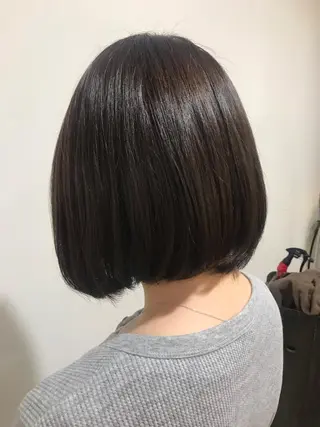 ミディアム 暖色カラー🍊 ボブ🌿顔周りcutのヘアスタイル