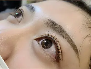 マツエク・マツパ 関口 友菜のヘアスタイル