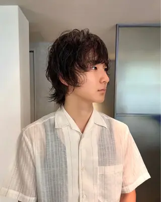 パーマ メンズ Qin shaire salon 原宿verno店所属・【センターパート】 ETO／江藤翼の眉毛・アイブロウイメージ