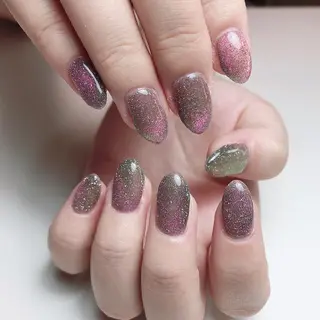 ミディアム ネイル ☺︎山部 志麻☺︎のネイルデザイン