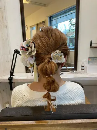 ミディアム fleur所属・津田 あかねのヘアスタイル