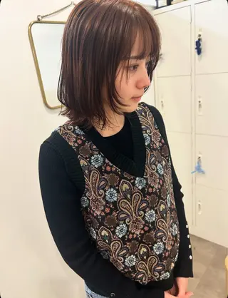 ミディアム オリーブ/ ナカミネアキナのヘアスタイル