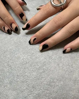 ネイル kiii.__ ✴︎*のネイルデザイン