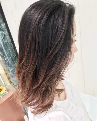 セミロング カラー N° jillva ♦️川端裕司♦️のヘアスタイル